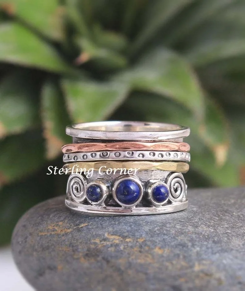 European and American Express imitation Thai silver Bohemian carved ring hollowed out antique imitation lapis lazuli ring
European and American Express imitation Thai silver Bohemian carved ring hollowed out antique imitation lapis lazuli ring