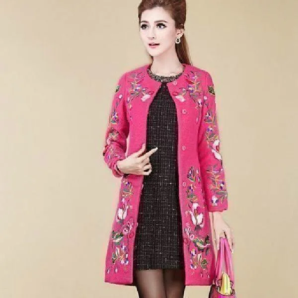 New Winter Chinese Ethnic Style Female Mother Western Style Long Embroidered Cashmere Large Size Thick Woolen Coat Coat
New Winter Chinese Ethnic Style Female Mother Western Style Long Embroidered Cashmere Large Size Thick Woolen Coat Coat