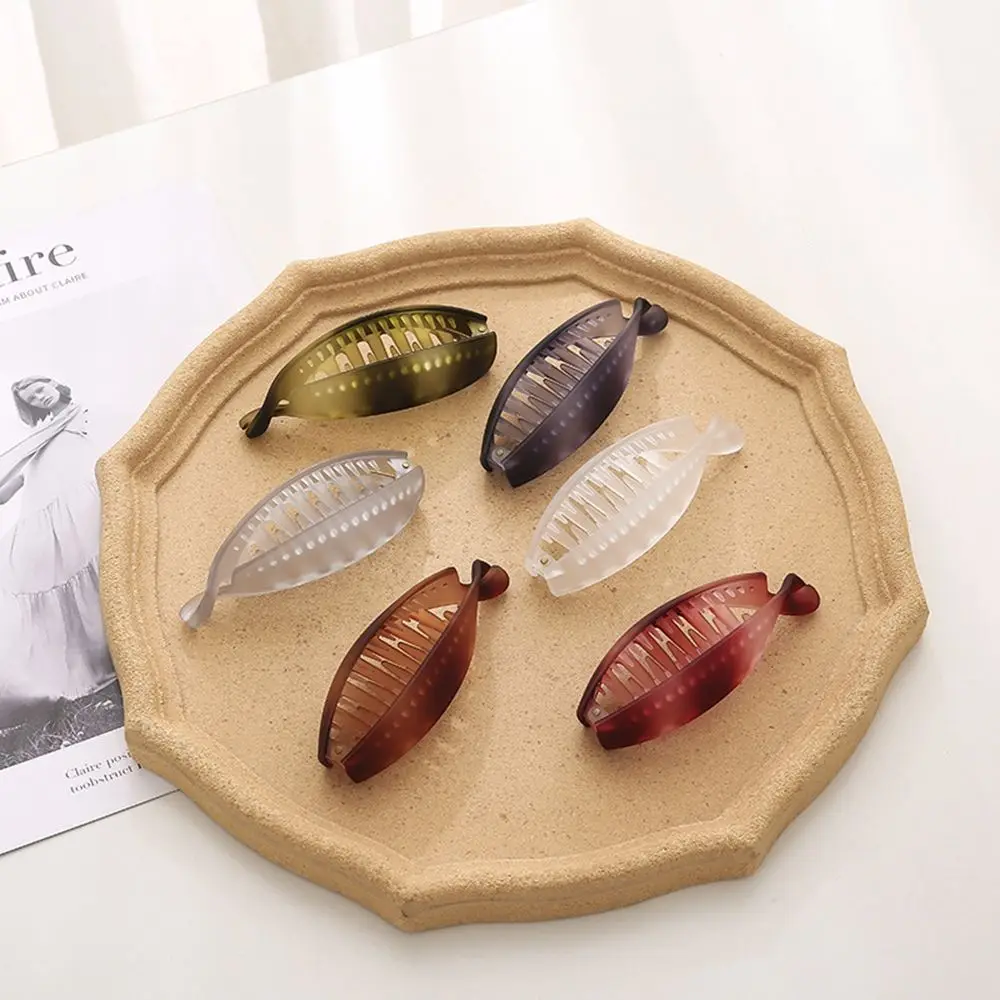 Корейский простой зажим большого размера для жирных рыбок, бананов, ретро, градиентный цвет, матовые Широкие зубы, Шпилька для волос, характ...
Корейский простой зажим большого размера для жирных рыбок, бананов, ретро, градиентный цвет, матовые Широкие зубы, Шпилька для волос, характ...