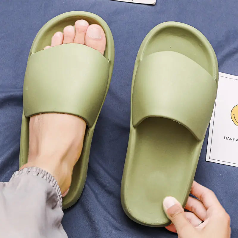 Summer Green Men Casual Slippers Comfortable Soft Men Platform Slides Big Size 39-48 Indoor Slippers For Men zapatillas de casa
Summer Green Men Casual Slippers Comfortable Soft Men Platform Slides Big Size 39-48 Indoor Slippers For Men zapatillas de casa