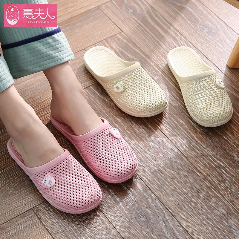 Cave shoes women's home lovely couple's home soft bottom non-slip bath slippers women shoes home slipers for women
Cave shoes women's home lovely couple's home soft bottom non-slip bath slippers women shoes home slipers for women