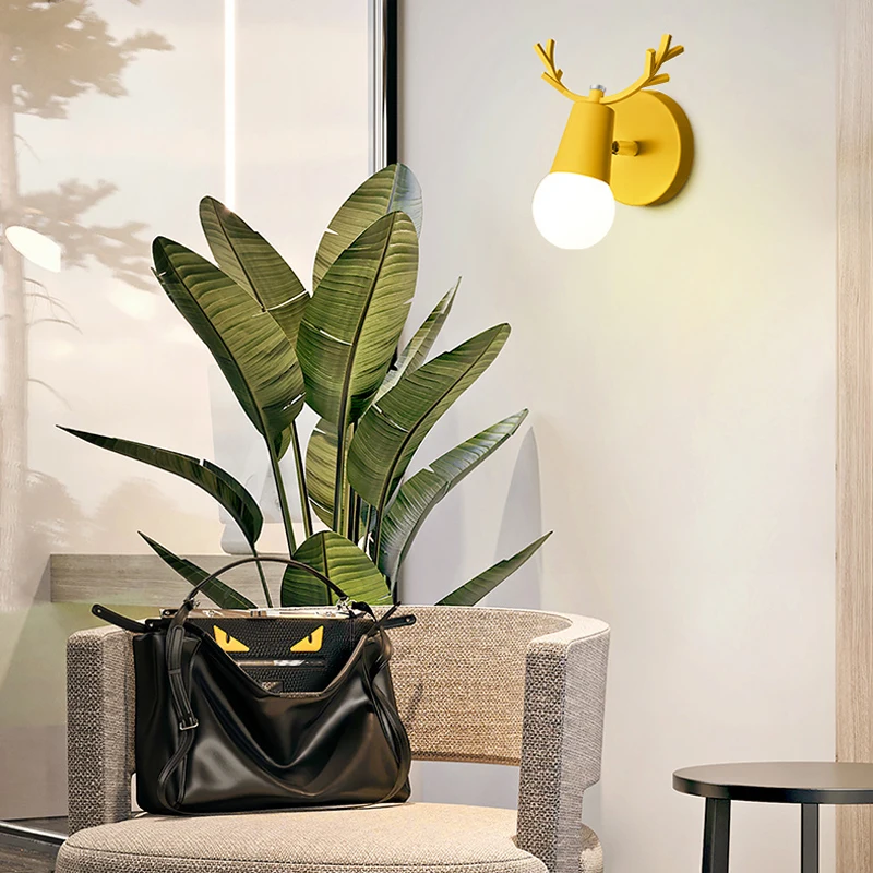 American Nordic light luxury living room staircase bedroom corridor bedside wall shape personality creative antler small wall la
American Nordic light luxury living room staircase bedroom corridor bedside wall shape personality creative antler small wall la