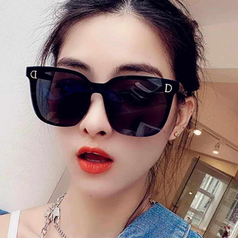 New Fashion Oversized Square Sunglasses Women Retro Gradient Big Frame Sun Glasses For Women Gafas Shade Mirror Clear Lens
New Fashion Oversized Square Sunglasses Women Retro Gradient Big Frame Sun Glasses For Women Gafas Shade Mirror Clear Lens
