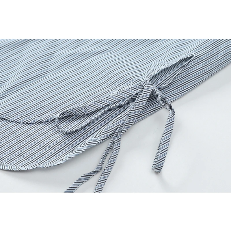 2021 Summer Women's Long Sleeve Shirt Tops Korean Stylish Loose Lapel Button Blouse Female Striped Shirt Tops Streetwear Casual
2021 Summer Women's Long Sleeve Shirt Tops Korean Stylish Loose Lapel Button Blouse Female Striped Shirt Tops Streetwear Casual