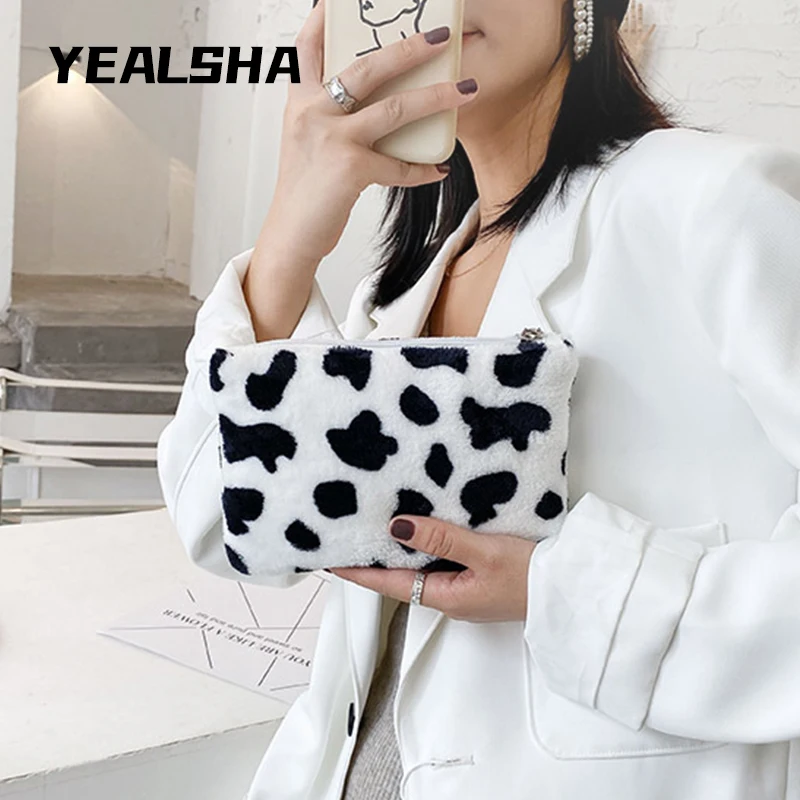 Simple Mini Plush Cow Coin Purse Coin Cosmetic Bag Cute Girl Heart Holding Wallet Female
Simple Mini Plush Cow Coin Purse Coin Cosmetic Bag Cute Girl Heart Holding Wallet Female