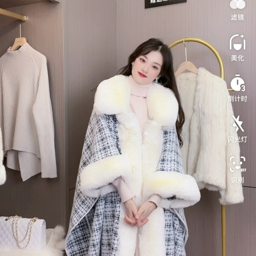European New Fashion Faux Mink Velvet Shawl Poncho Cape Winter Warm Fur Collar Knitted Large Size Woolen Coat for Women
European New Fashion Faux Mink Velvet Shawl Poncho Cape Winter Warm Fur Collar Knitted Large Size Woolen Coat for Women