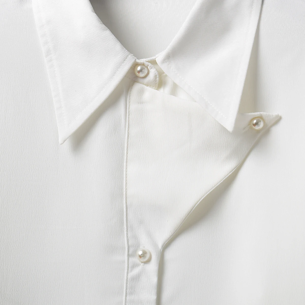 White Blouse for Women Long Sleeve Chiffon Girls Pearl Buttons Lolita Ladies Shirt Tops
White Blouse for Women Long Sleeve Chiffon Girls Pearl Buttons Lolita Ladies Shirt Tops