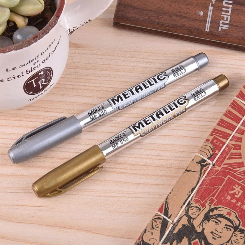 2pcs DIY Metallic Waterproof Permanent Paint Marker Supplies For Drawing Craftwork Pen Silver Students Gold And Marker Pens E1X3
2pcs DIY Metallic Waterproof Permanent Paint Marker Supplies For Drawing Craftwork Pen Silver Students Gold And Marker Pens E1X3