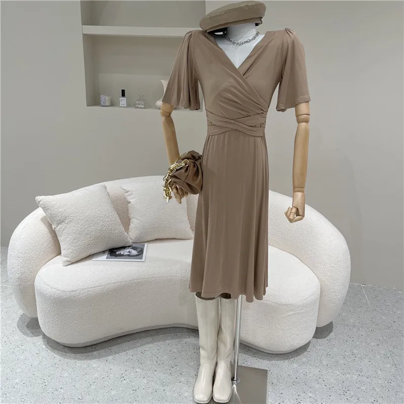 Women's Spring Summer 2021 Niche Design Fashion V-neck Lace Up Waist Length Dress New High Waist Versatile Slim Bottom Dress
Women's Spring Summer 2021 Niche Design Fashion V-neck Lace Up Waist Length Dress New High Waist Versatile Slim Bottom Dress