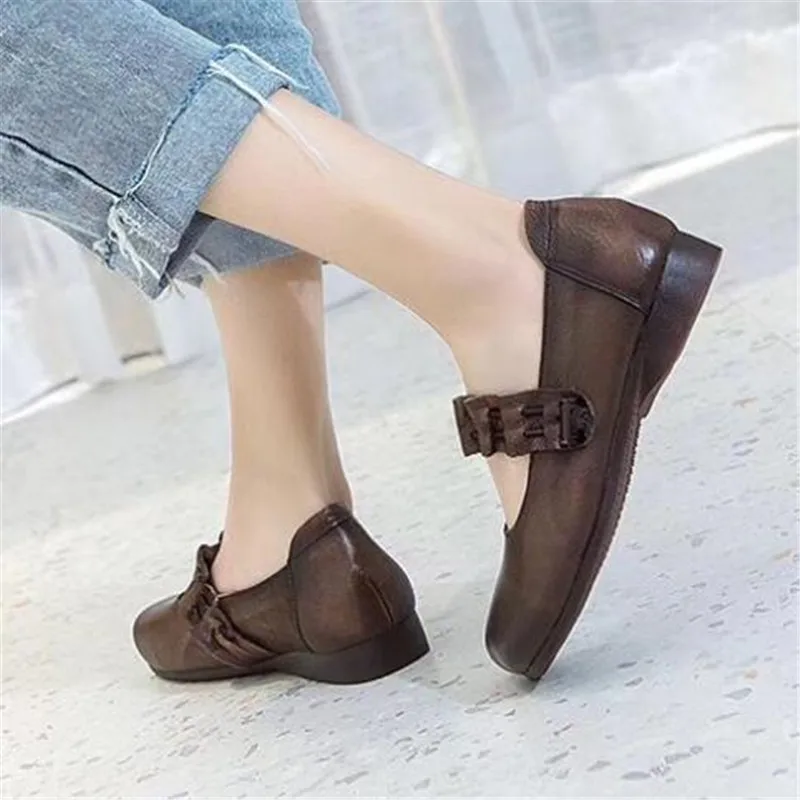 Best Sale 2020 New Spring Summer Top Cowhide Women Leather Shoes Soft Bottom Comfortable Shallow Flat Shoes Classic Retro Shoes
Best Sale 2020 New Spring Summer Top Cowhide Women Leather Shoes Soft Bottom Comfortable Shallow Flat Shoes Classic Retro Shoes