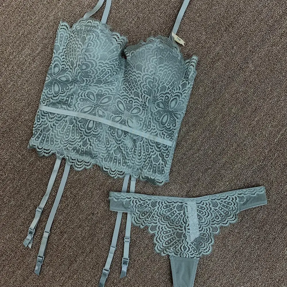New Sexy Push Up Bra Set Fashion Underwear Lace Embroidery Flowers Bustiers Charming Women Plus Size C D Cup Lingerie and Thongs
New Sexy Push Up Bra Set Fashion Underwear Lace Embroidery Flowers Bustiers Charming Women Plus Size C D Cup Lingerie and Thongs