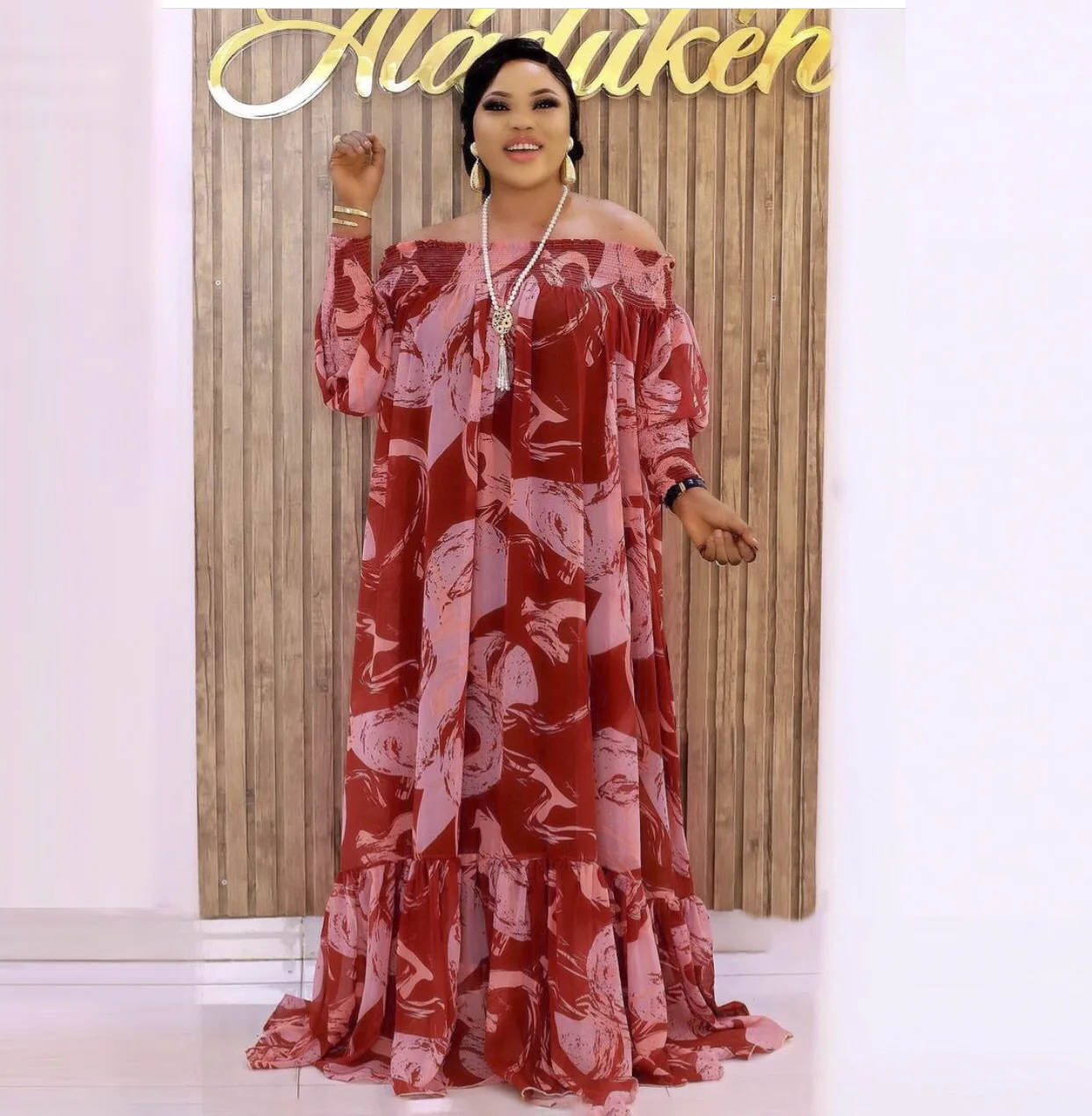 Fashion African Dress Women Clothing Loose Casual Party Dress Wrapped Chest Printed Cake Long Skirts African Clothes for Women
Fashion African Dress Women Clothing Loose Casual Party Dress Wrapped Chest Printed Cake Long Skirts African Clothes for Women