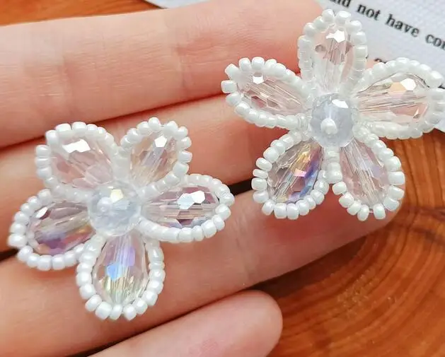 Женские винтажные серьги-Клипсы из серебра 925 пробы, с кристаллами
Женские винтажные серьги-Клипсы из серебра 925 пробы, с кристаллами