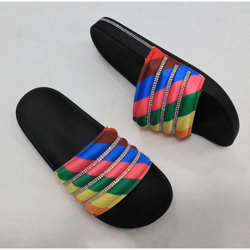 Summer Slippers Women's Shoes Non-slip Beach Non Slip Plus Size Ladies Slides Rhinestone Rainbow Color Outdoor Female 2020 New
Summer Slippers Women's Shoes Non-slip Beach Non Slip Plus Size Ladies Slides Rhinestone Rainbow Color Outdoor Female 2020 New