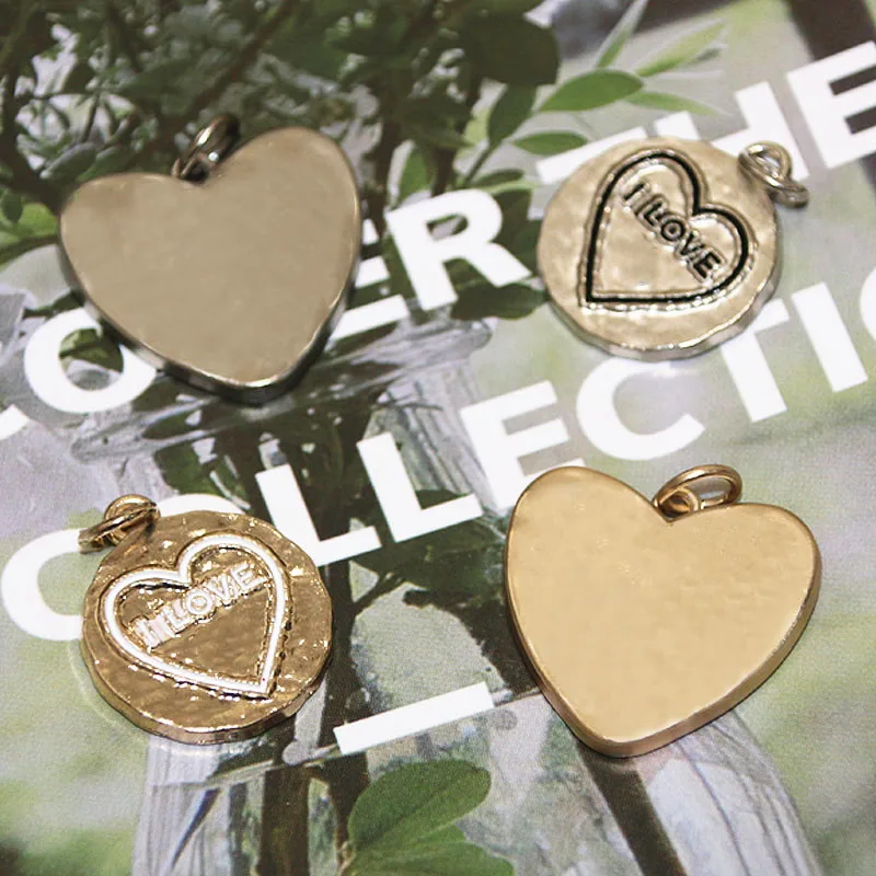 Metal fog matte love Button Pendant large 2.4 * 5.2cm10 pieces frosted retro suit clothing accessories Button Pendant
Metal fog matte love Button Pendant large 2.4 * 5.2cm10 pieces frosted retro suit clothing accessories Button Pendant