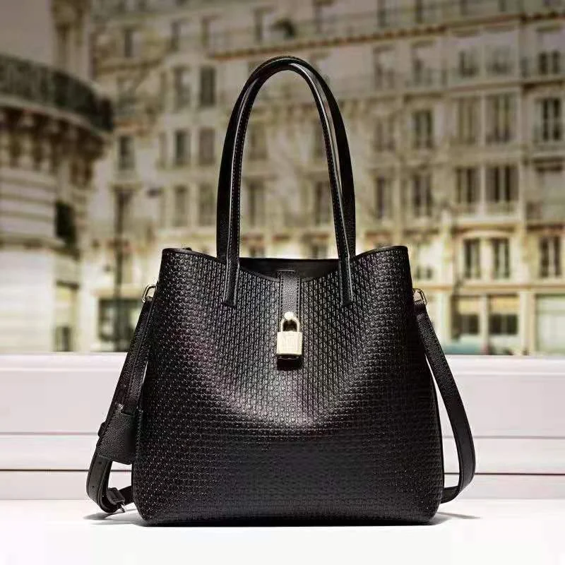 CH Famous Designer Handbags New 2021 Fashion Shoulder Messenger Bucket Bags High Quality Women Purse and Handbags Sac A Main
CH Famous Designer Handbags New 2021 Fashion Shoulder Messenger Bucket Bags High Quality Women Purse and Handbags Sac A Main