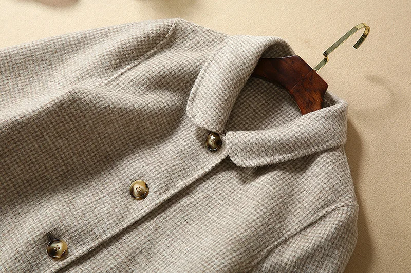 2019 autumn &winter women fashion wool coats casual lattice double-faced woolen cloth turn-down collar coats new arrival
2019 autumn &winter women fashion wool coats casual lattice double-faced woolen cloth turn-down collar coats new arrival