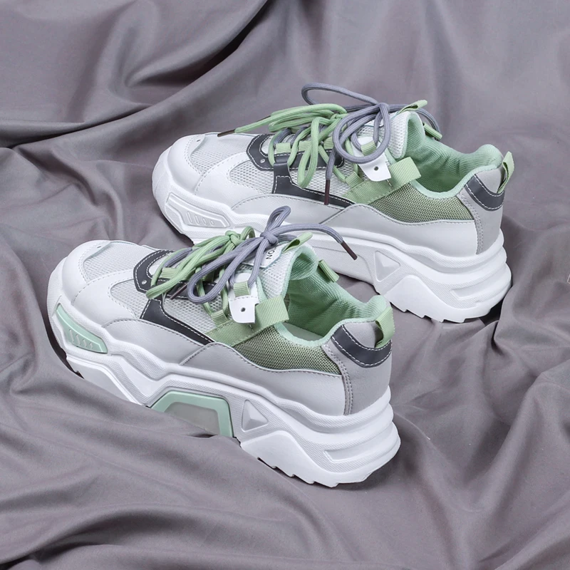 Кроссовки женские на платформе, на шнуровке, Вулканизированная подошва, дышащие, повседневная обувь для тренировок, массивные
Кроссовки женские на платформе, на шнуровке, Вулканизированная подошва, дышащие, повседневная обувь для тренировок, массивные