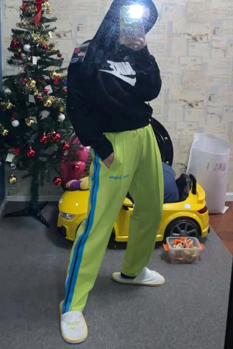 Palm Angels striped color matching side zipper men's and women's casual campus loose sports 999959596006
Palm Angels striped color matching side zipper men's and women's casual campus loose sports 999959596006