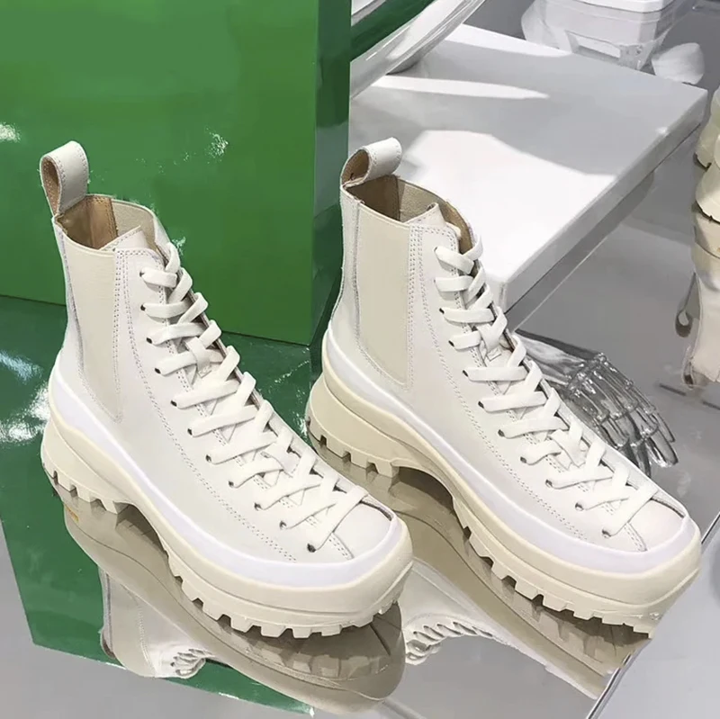 Prova Perfetto Fashion Martin Boots Autumn/winter New British Style Round Toe Thick Heel Thin Cool Knight Motorcycle Boots Women
Prova Perfetto Fashion Martin Boots Autumn/winter New British Style Round Toe Thick Heel Thin Cool Knight Motorcycle Boots Women