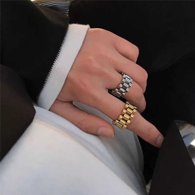 New Design Ladies Stainless Steel Gold Plated Tarnish Free Gold Ring Fashion Hip Hop Wristband Finger Rings for Women Men Gift 
New Design Ladies Stainless Steel Gold Plated Tarnish Free Gold Ring Fashion Hip Hop Wristband Finger Rings for Women Men Gift