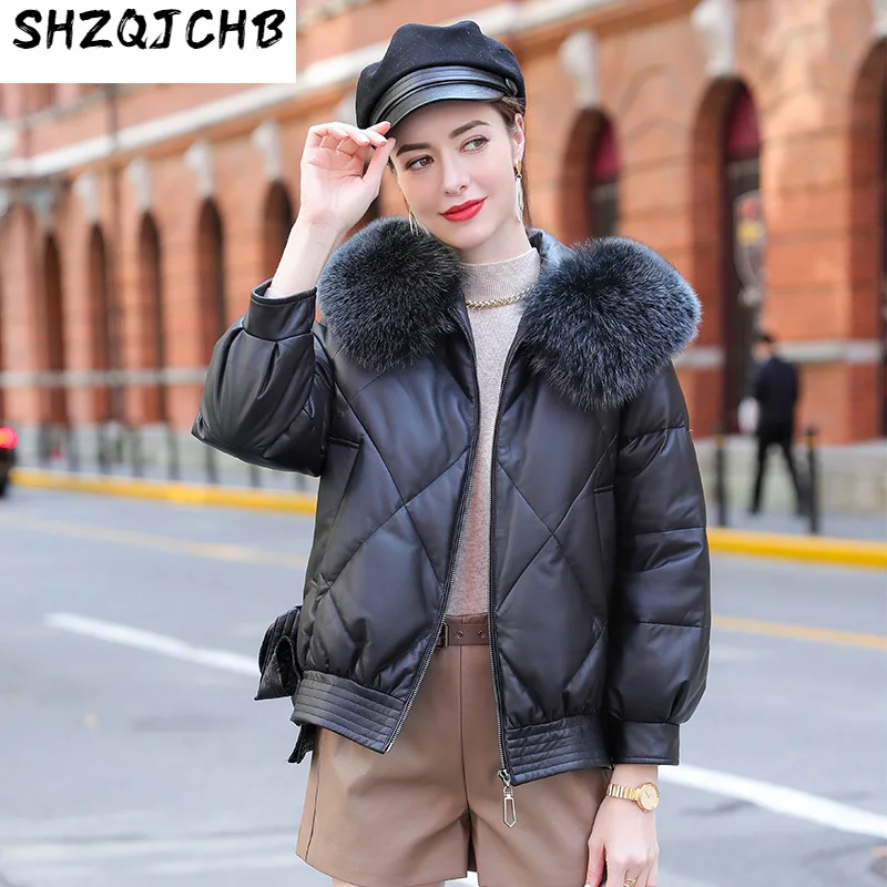 Женский пуховик из овечьей кожи SHZQ, Корейская Свободная куртка с капюшоном из лисьего меха, новинка зимнего сезона 2021
Женский пуховик из овечьей кожи SHZQ, Корейская Свободная куртка с капюшоном из лисьего меха, новинка зимнего сезона 2021