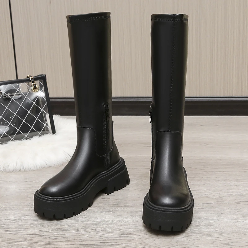 2021 Autumn New Women's Rubber Boots Boots Shoes Shoes Low Heel Short Boots Round Head Rain Boots Comfortable Casual Boots
2021 Autumn New Women's Rubber Boots Boots Shoes Shoes Low Heel Short Boots Round Head Rain Boots Comfortable Casual Boots