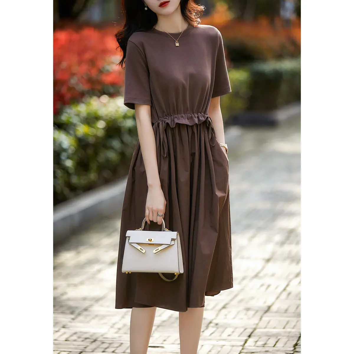 2021 Summer New Style Brown Tibetan Meat High Short-sleeved Drawstring Cotton Dress Women's High-Waisted Skirt With Wooden Ears
2021 Summer New Style Brown Tibetan Meat High Short-sleeved Drawstring Cotton Dress Women's High-Waisted Skirt With Wooden Ears