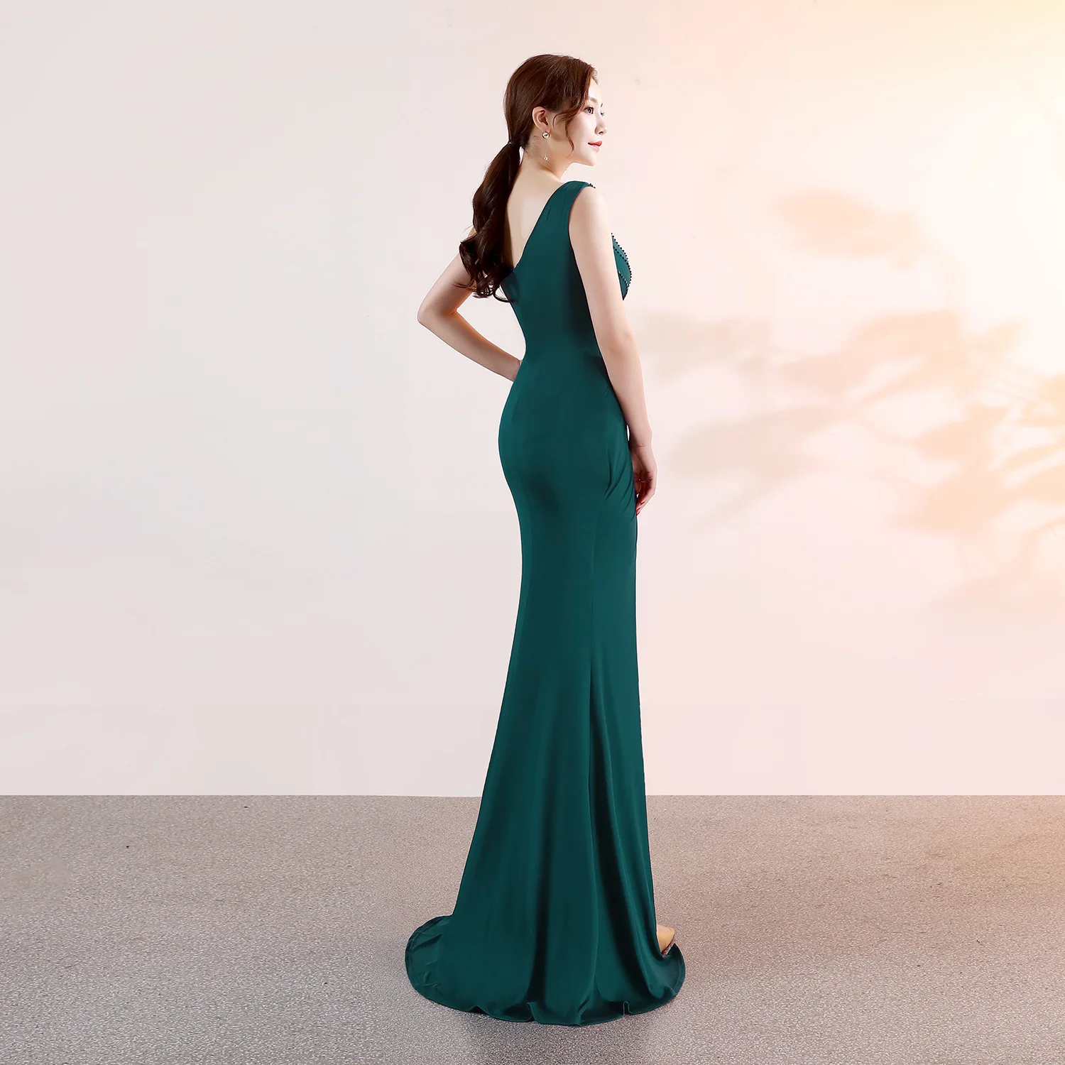 Sladuo 2021 Summer Sexy Dark green Dress Bodycon Sleeveless Floor Length Party Club Split Vestido Women
Sladuo 2021 Summer Sexy Dark green Dress Bodycon Sleeveless Floor Length Party Club Split Vestido Women