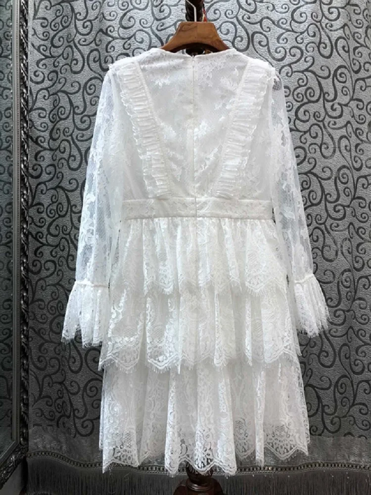 Quality New Top 2021 Spring Party Lace Dresses Women V-Neck Crochet Lace Ruffle Patchwork Flare Sleeve Elegant White Dress Club
Quality New Top 2021 Spring Party Lace Dresses Women V-Neck Crochet Lace Ruffle Patchwork Flare Sleeve Elegant White Dress Club