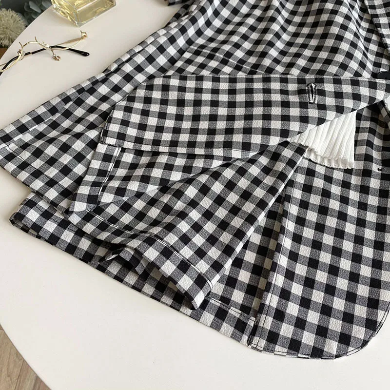 Korean Loose Black White Thin Plaid Blazers Women Lapel Single-breasted Short-sleeve Casual Female Suit Jacket Summer 2021 New
Korean Loose Black White Thin Plaid Blazers Women Lapel Single-breasted Short-sleeve Casual Female Suit Jacket Summer 2021 New