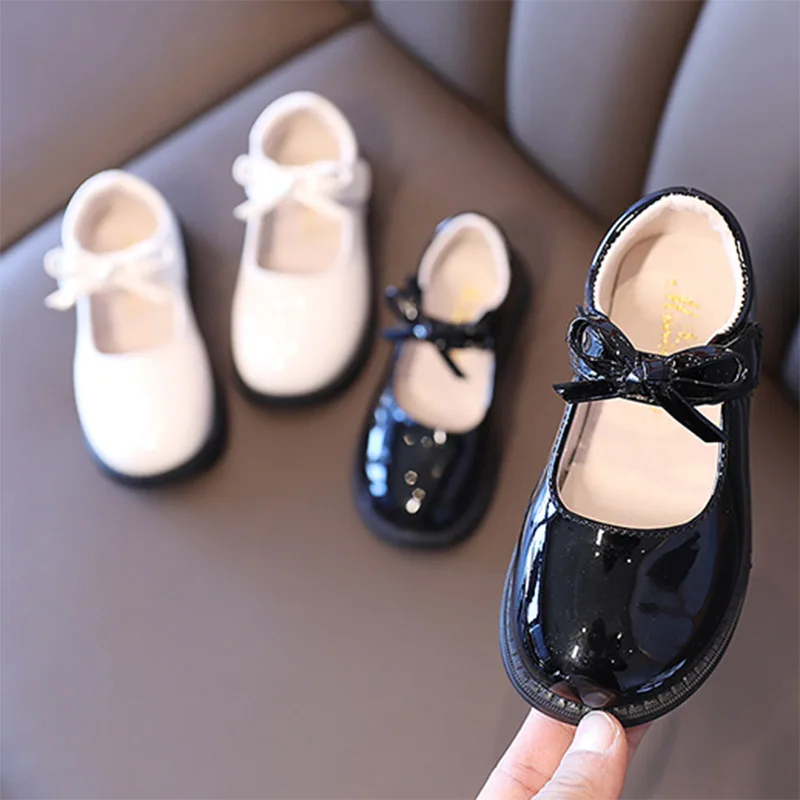 2022 Spring New Girls Shoes Bowtie Mary Janes Patent Leather Shoes Black Princess Shoes White Flower Child Party Shoes Kids
2022 Spring New Girls Shoes Bowtie Mary Janes Patent Leather Shoes Black Princess Shoes White Flower Child Party Shoes Kids