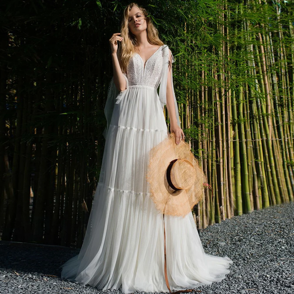 Gentle V-Neck Sleeveless Wedding Gown 2021 A-Line Lace Applique Backless Luscious Chiffon Sweep Train Custom Made Robe De Mariée
Gentle V-Neck Sleeveless Wedding Gown 2021 A-Line Lace Applique Backless Luscious Chiffon Sweep Train Custom Made Robe De Mariée