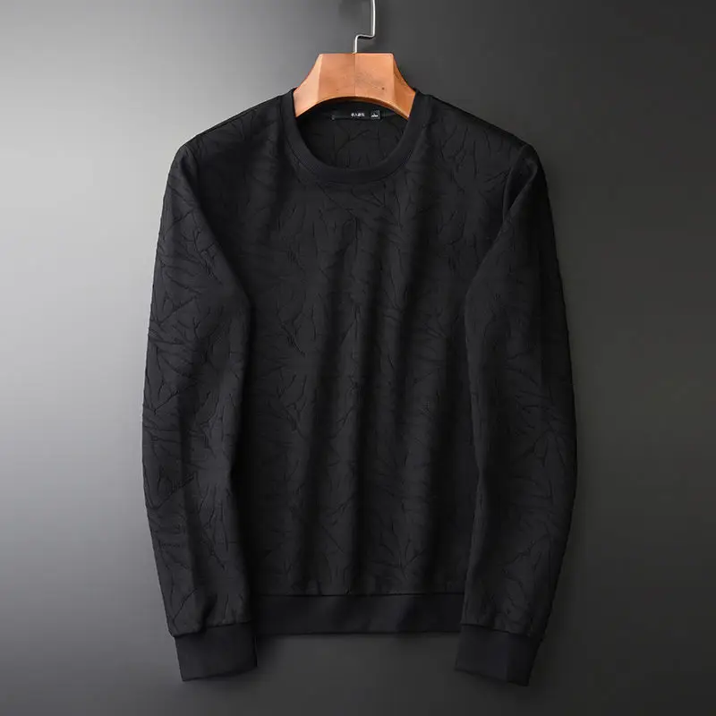 Fashion stripe pattern round neck Pullover men's sweater with 2020 spring new middle-aged and young men's black top
Fashion stripe pattern round neck Pullover men's sweater with 2020 spring new middle-aged and young men's black top