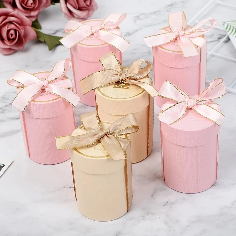 New Cylinder Chocolate Candy Box Wedding Favors and Gift Boxes for Wedding Decoration Baby Shower Gift Bags Party Supplies
New Cylinder Chocolate Candy Box Wedding Favors and Gift Boxes for Wedding Decoration Baby Shower Gift Bags Party Supplies
