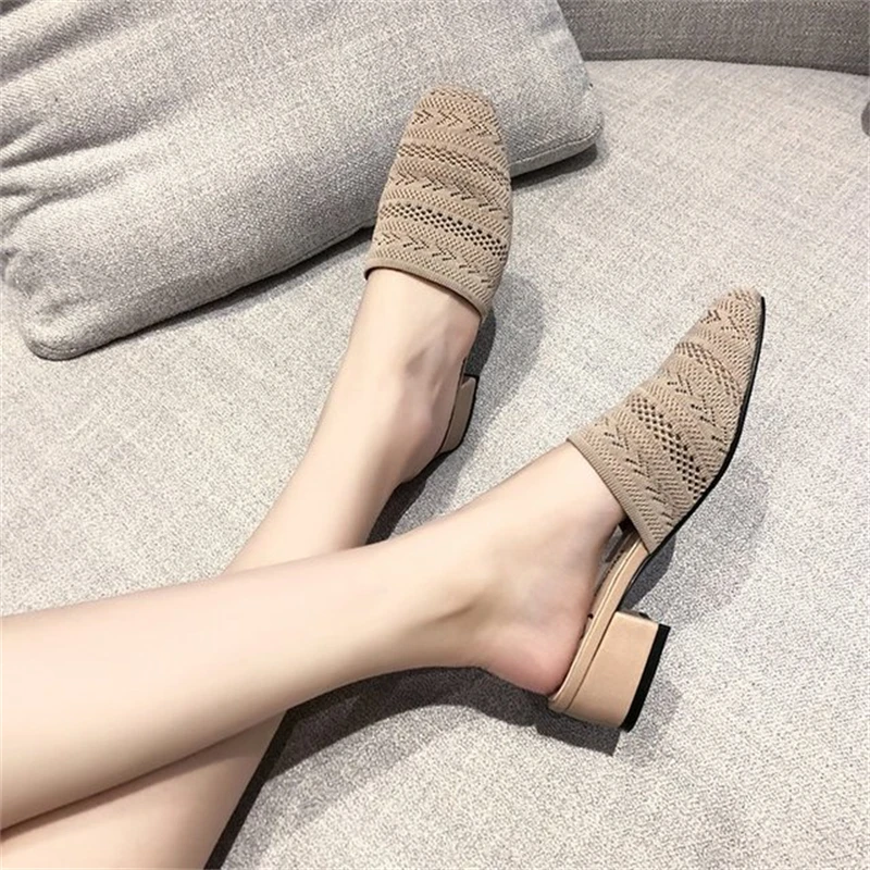 Women's shoes slippers 2021 summer new Korean fashion square toe thick with flying woven one-step Baotou half slippers
Women's shoes slippers 2021 summer new Korean fashion square toe thick with flying woven one-step Baotou half slippers