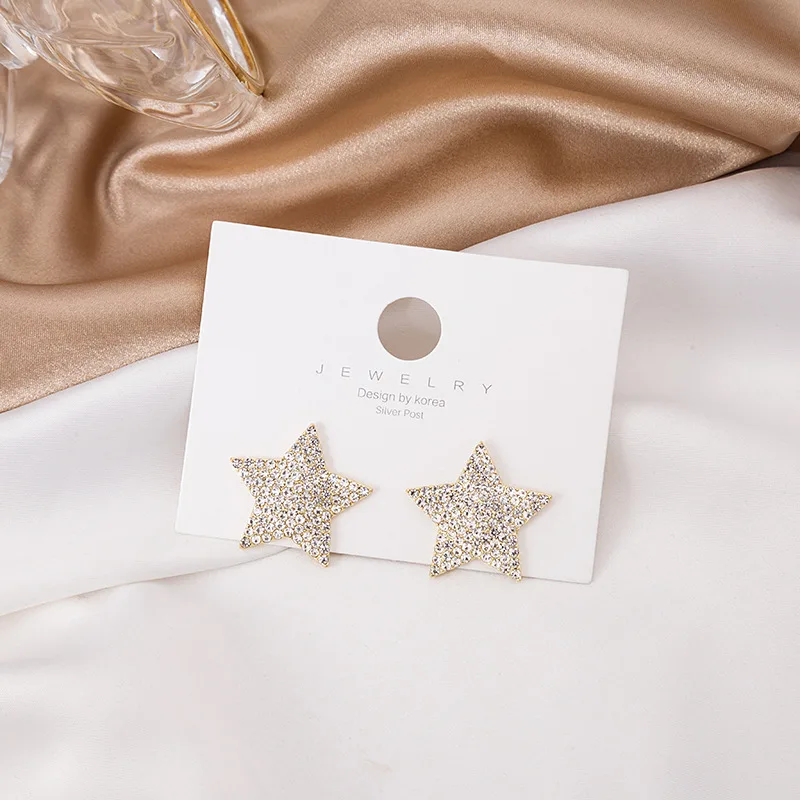 2020New Fashion All-match Temperament Five-Pointed Star Shape Female Ear Stud All-match Star Applicable Holiday Party Party Gift
2020New Fashion All-match Temperament Five-Pointed Star Shape Female Ear Stud All-match Star Applicable Holiday Party Party Gift