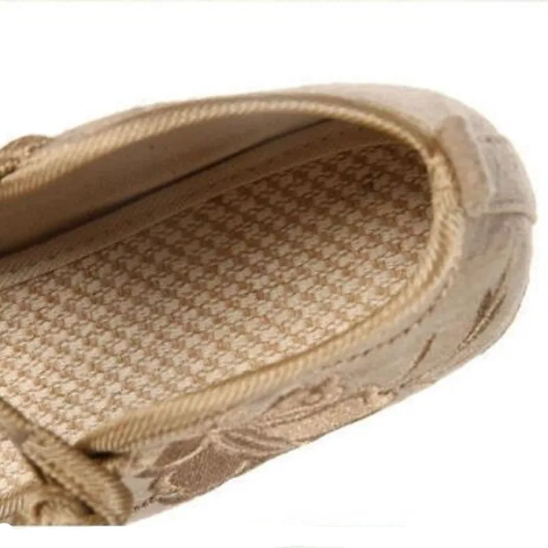 Ladies Round Toe Floral Embroidered Cotton Fabric Ethnic Mary Jane Spring Women Vintage Loafers Comfort Casual Walking Shoes
Ladies Round Toe Floral Embroidered Cotton Fabric Ethnic Mary Jane Spring Women Vintage Loafers Comfort Casual Walking Shoes