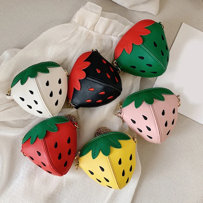 Lovely Children Pu Leather Small Shoulder Bag Kindergarten Girls Cartoon Strawberry Purse Fashion Chain Kids Crossbody Bags
Lovely Children Pu Leather Small Shoulder Bag Kindergarten Girls Cartoon Strawberry Purse Fashion Chain Kids Crossbody Bags