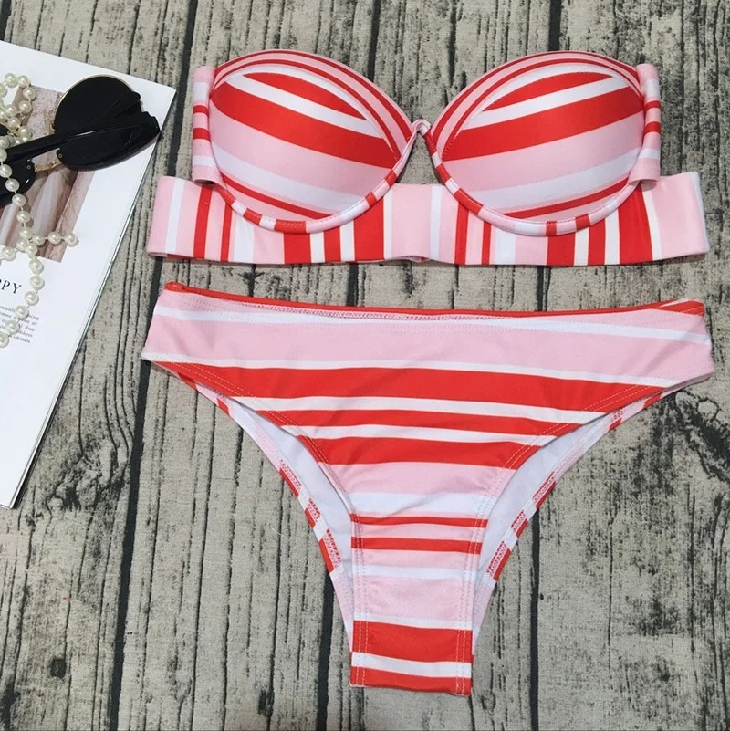New European and American Sexy Bikini Black Hard Cover Split Stripe Swimsuit Ladies Swimwear for Women Dropship
New European and American Sexy Bikini Black Hard Cover Split Stripe Swimsuit Ladies Swimwear for Women Dropship