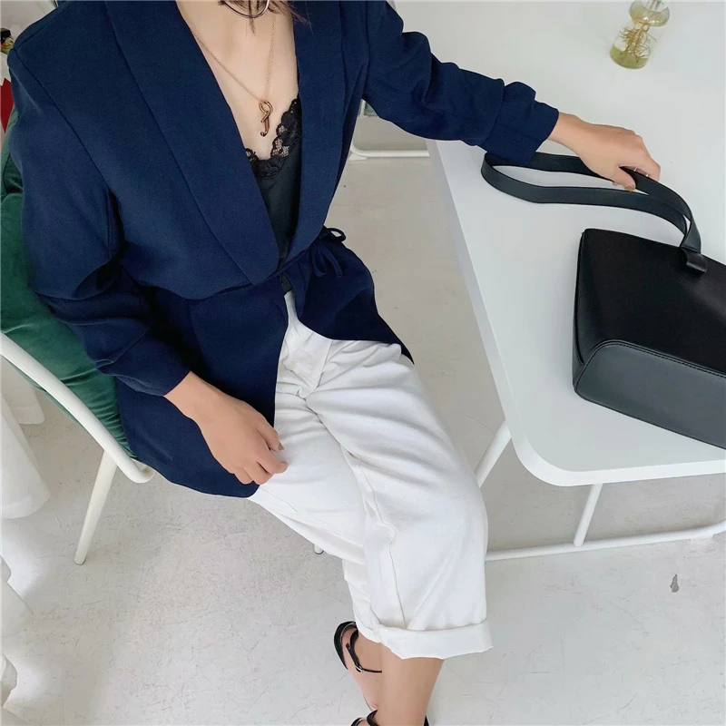 TMODA716 Za Women 2021 Fashion Office Wear with Belt Blazer Coat Vintage Long Sleeve Pockets Female Outerwear Chic Tops 
TMODA716 Za Women 2021 Fashion Office Wear with Belt Blazer Coat Vintage Long Sleeve Pockets Female Outerwear Chic Tops