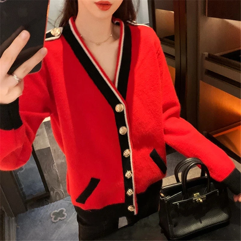 Contrasting Color Knitted Cardigan Women Loose Lazy Casual Red Sweater Coat V-neck Striped 2021 Autumn Winter Pockets Female
Contrasting Color Knitted Cardigan Women Loose Lazy Casual Red Sweater Coat V-neck Striped 2021 Autumn Winter Pockets Female