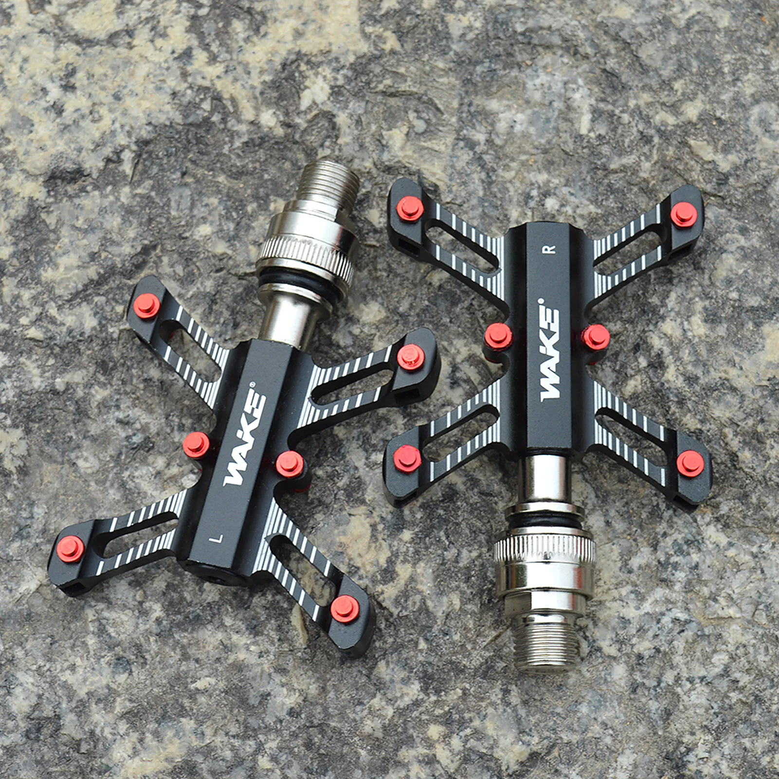 Aluminum Alloy Bicycle Pedal Cycling Pedal Durable Widened Foot Pedal Non-slip Bike Pedal Riding Bike Part for Road MTB Bike
Aluminum Alloy Bicycle Pedal Cycling Pedal Durable Widened Foot Pedal Non-slip Bike Pedal Riding Bike Part for Road MTB Bike