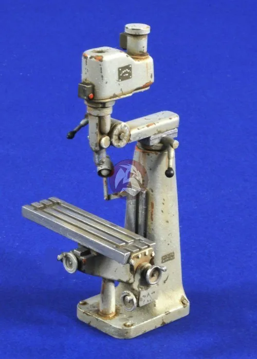 1:35 Scale Die-cast Resin War Scene Model Resin Soldier Military Camp Production Machine Assembly Model Including Stickers
1:35 Scale Die-cast Resin War Scene Model Resin Soldier Military Camp Production Machine Assembly Model Including Stickers