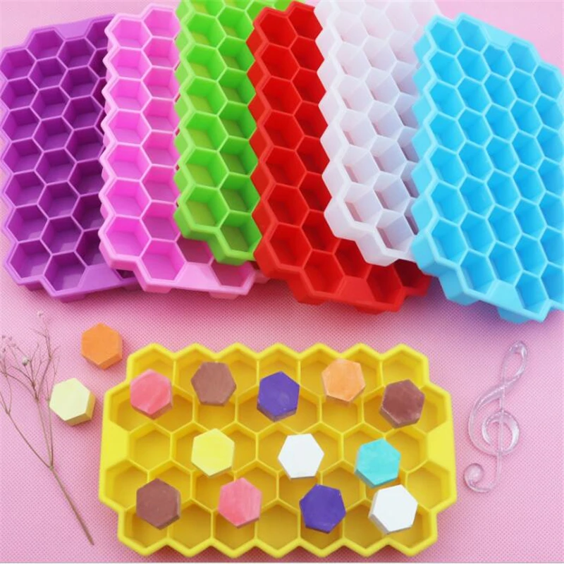 Honeycomb Ice Cube Tray 37 Cubes Silicone DIY Ice Cube Jelly Maker Mold With Lids For Ice Cream Party Whiskey Cocktail Ice Box
Honeycomb Ice Cube Tray 37 Cubes Silicone DIY Ice Cube Jelly Maker Mold With Lids For Ice Cream Party Whiskey Cocktail Ice Box