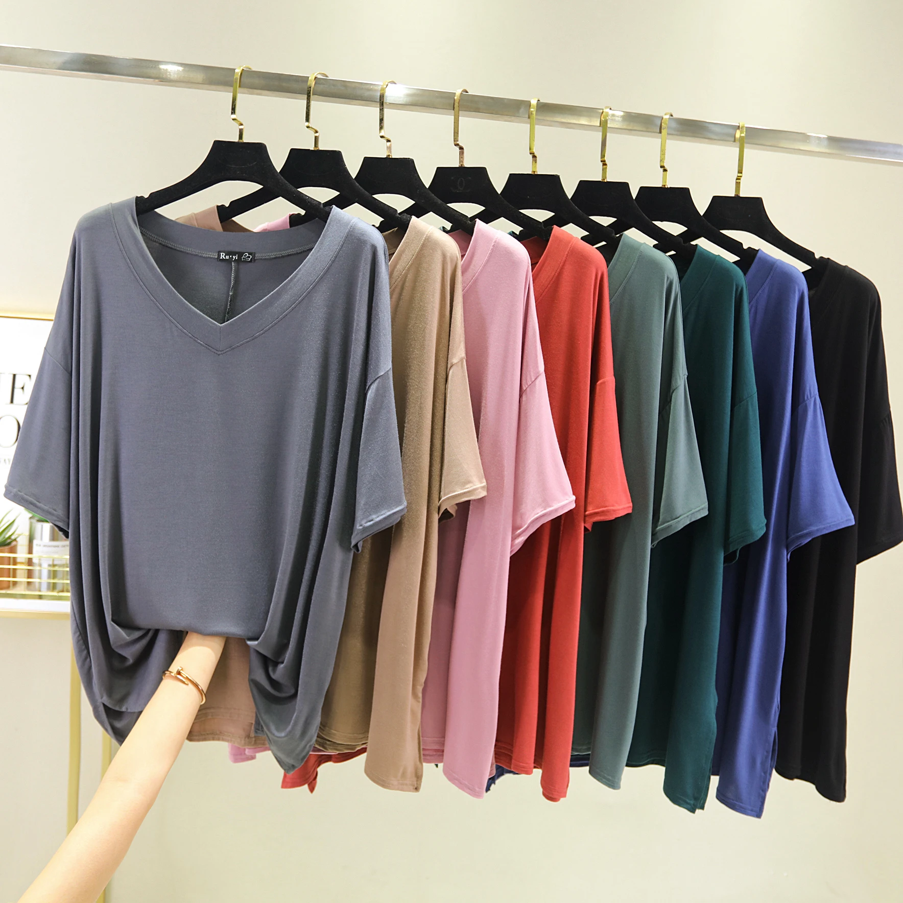 New 2020 summer Women tops tees t-shirts Modal Thin section short sleeve Casual Loose basic shirt tops t shirt Large size
New 2020 summer Women tops tees t-shirts Modal Thin section short sleeve Casual Loose basic shirt tops t shirt Large size