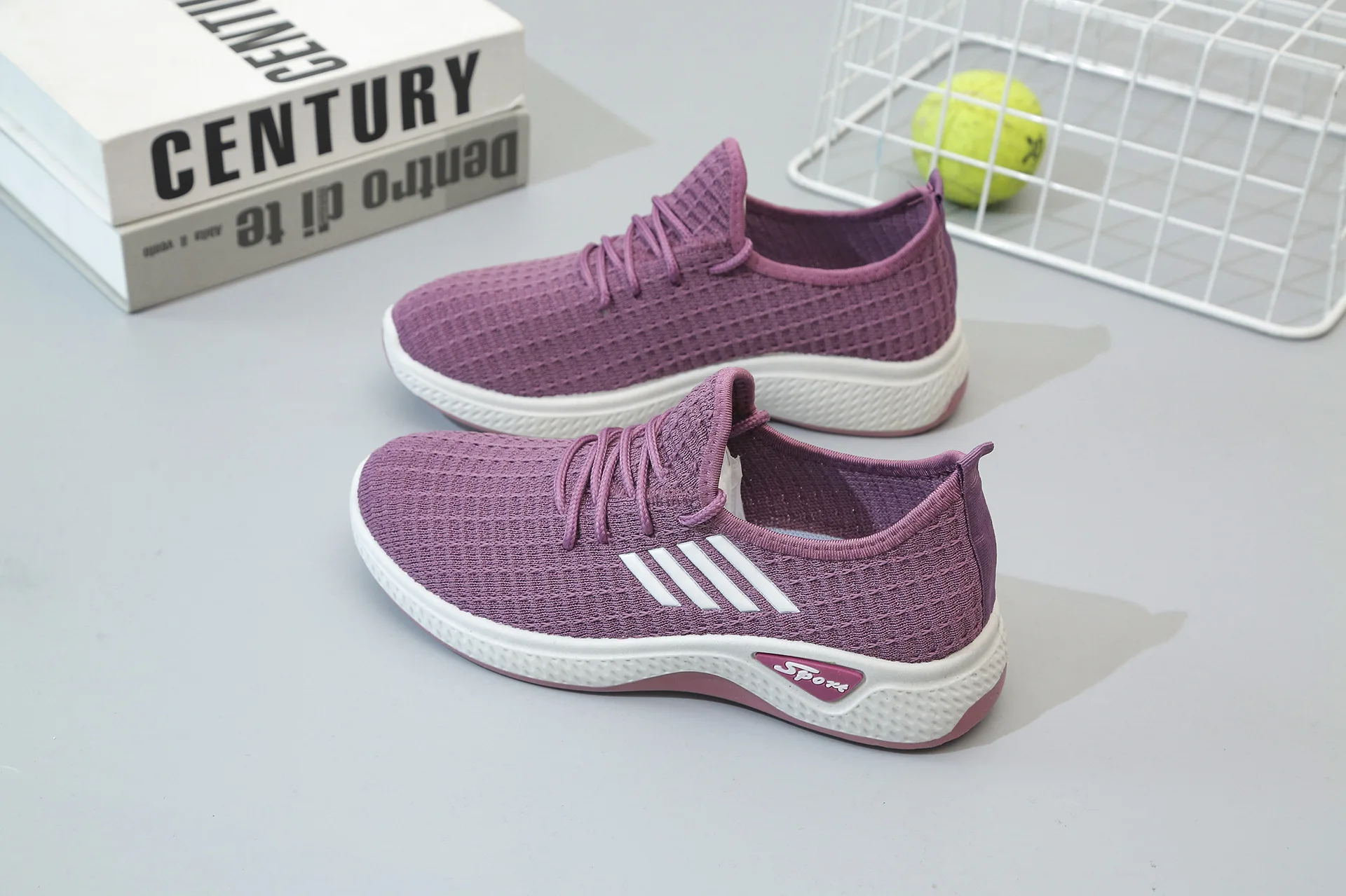 The Spring Sutumn of 2021 New Fashion Shoes Wome Sports and Leisure Shoes Old Beijing Cloth Shoes Women's Shoes Sneakers Women
The Spring Sutumn of 2021 New Fashion Shoes Wome Sports and Leisure Shoes Old Beijing Cloth Shoes Women's Shoes Sneakers Women