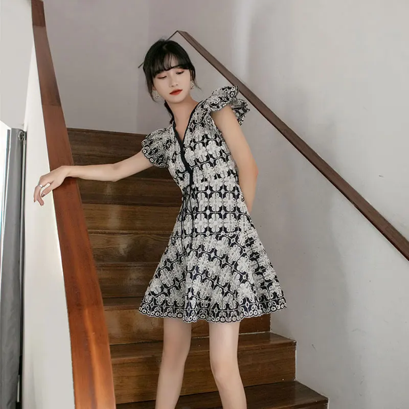 Bornladies 2021 Spring Japanese Korean Trendy Outfits Dress Women Short Sleeve Summer Vintage V-neck Fashion Streetwear Dresses
Bornladies 2021 Spring Japanese Korean Trendy Outfits Dress Women Short Sleeve Summer Vintage V-neck Fashion Streetwear Dresses
