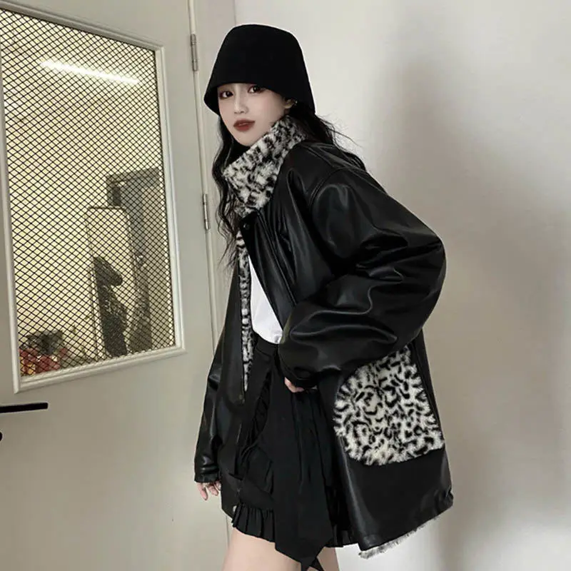 Coat Women 's Clothing Autumn and Winter 2021 New Motorcycle Clothing Leopard Print Two-Sided Wear Thickened Cotton Padded Coat
Coat Women 's Clothing Autumn and Winter 2021 New Motorcycle Clothing Leopard Print Two-Sided Wear Thickened Cotton Padded Coat