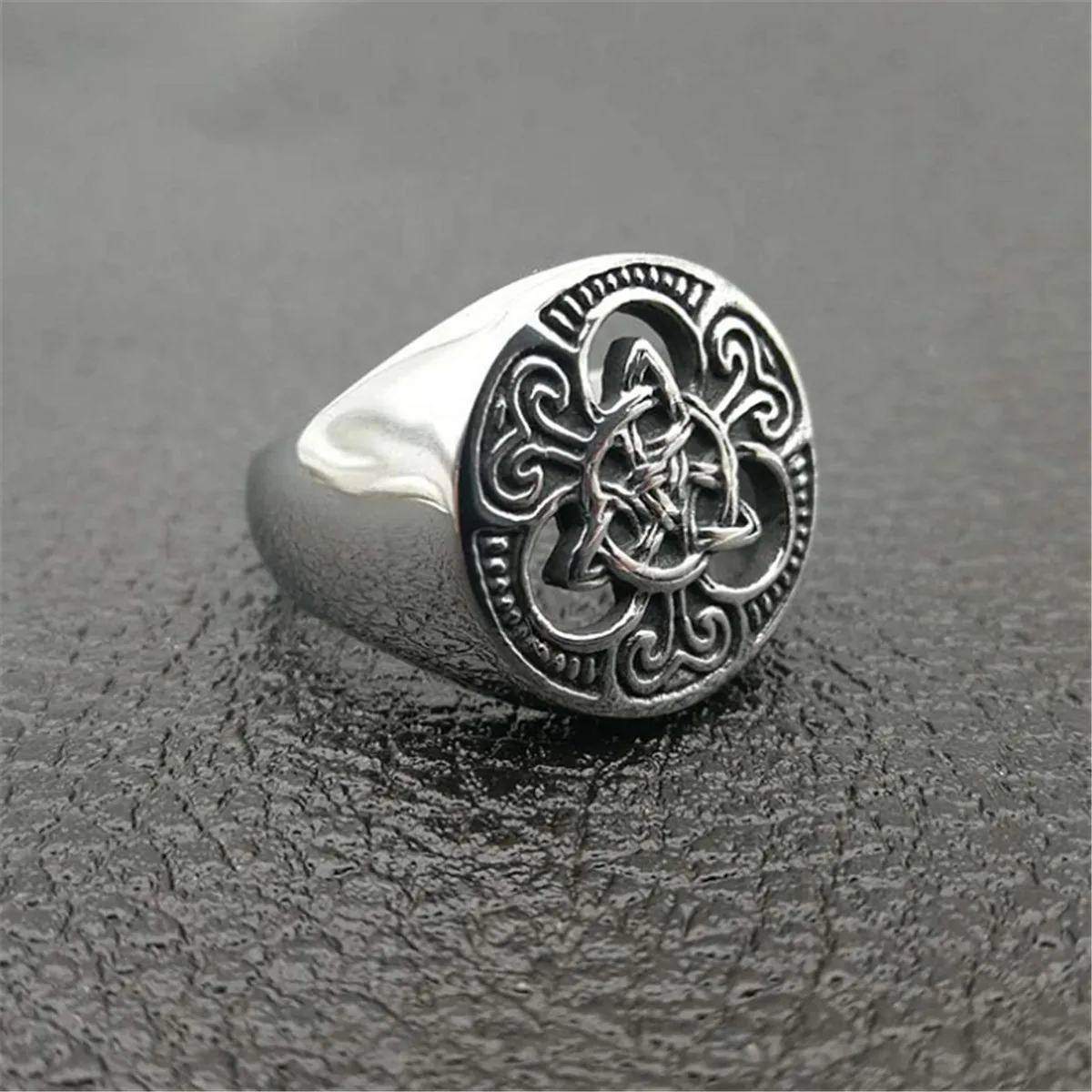 Men Stainless Steel Ring Round Celtic Knot Signet Rings US Size 7-15 Retro Gifts